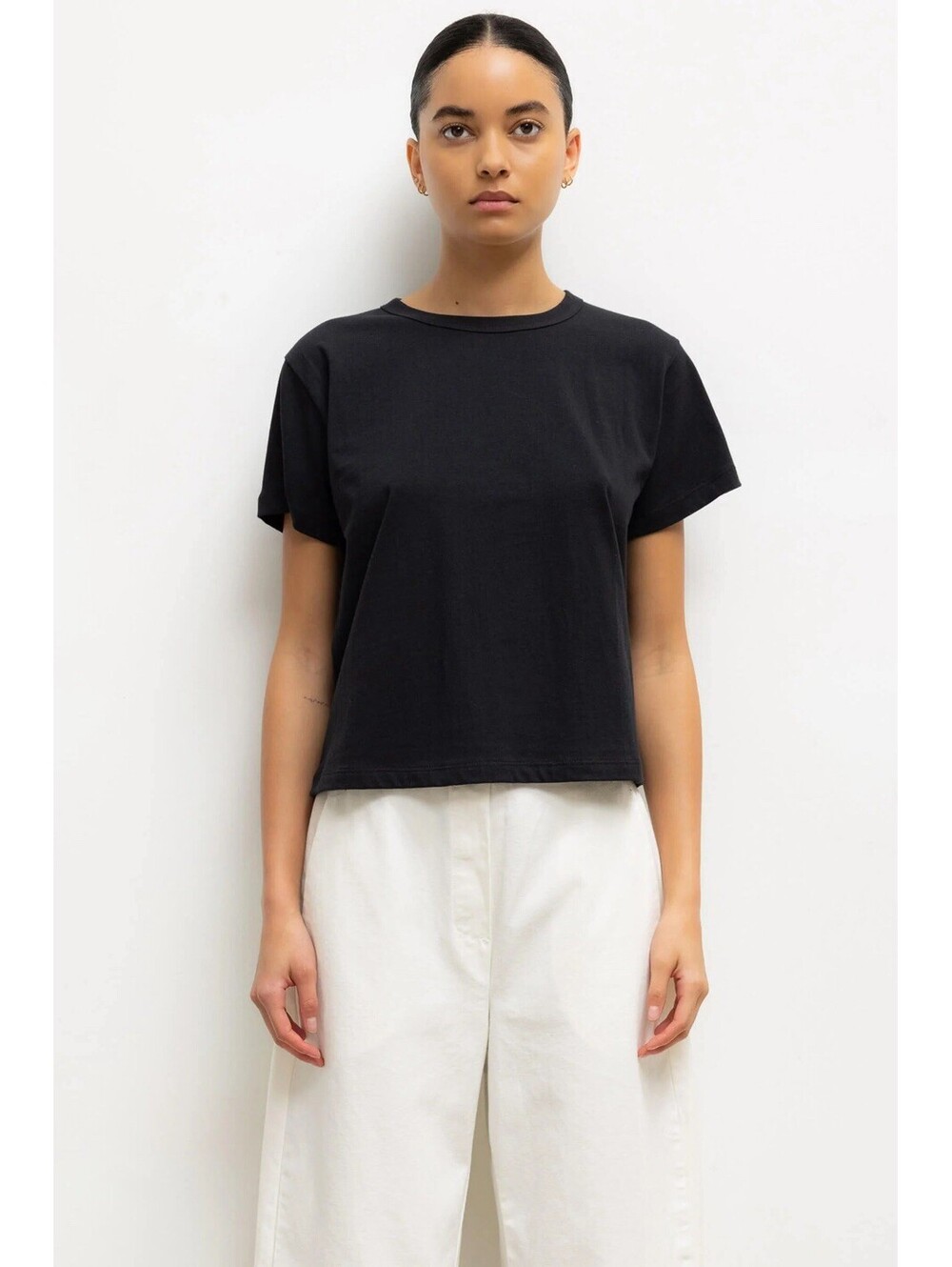 Leset The Margo Tee Classic Black T-Shirt Relaxed Fit Womens Size Medium